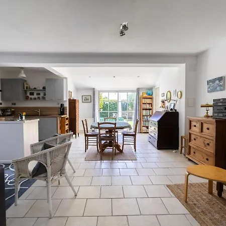 Maison Familiale Au Coeur De L'ile De Re Сasa de vacaciones