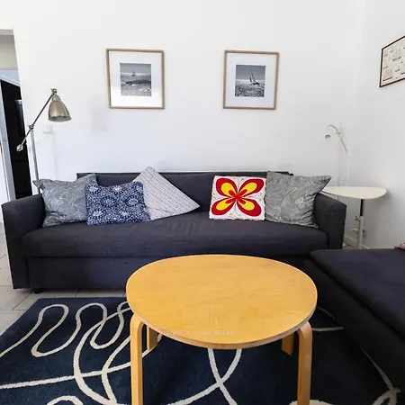 Maison Familiale Au Coeur De L'ile De Re * La Rochelle (Charente-Maritime)